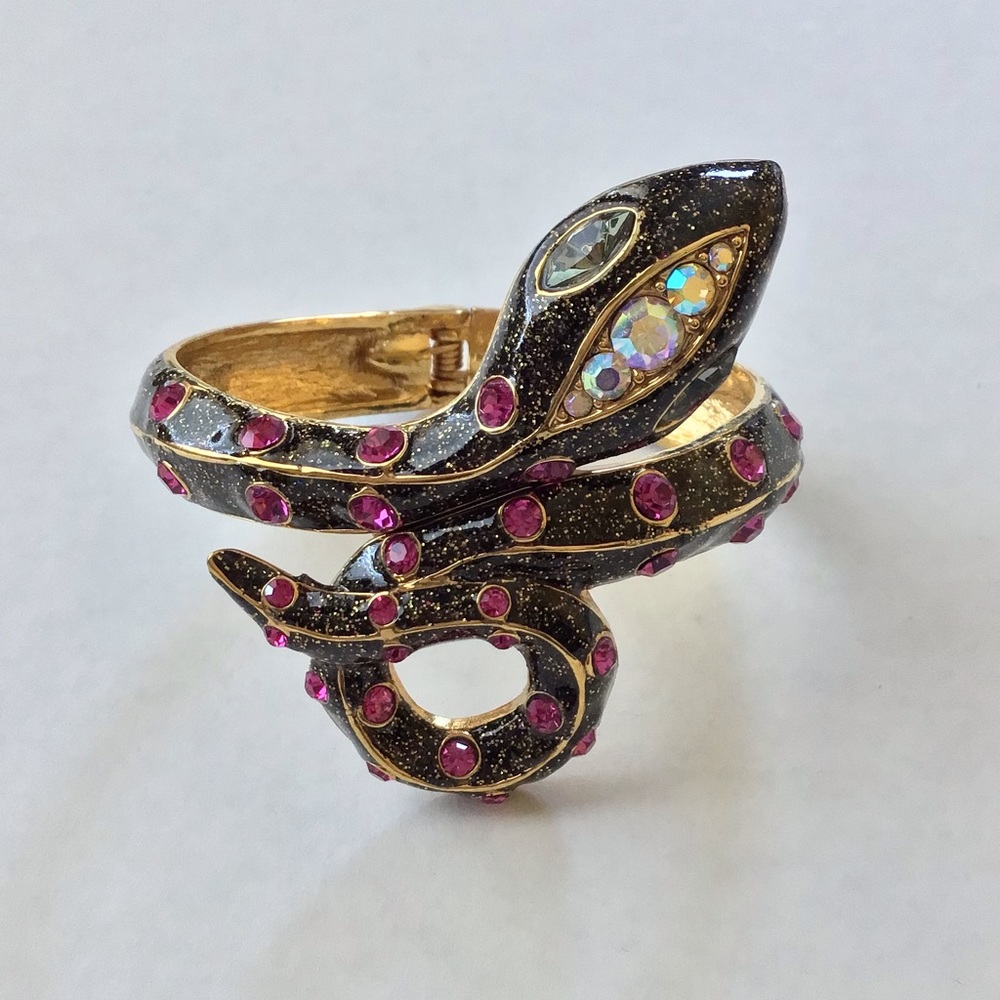 Betsey Johnson Enamel Snake Hinge Bracelet in EUC